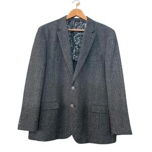 Nautica wool blazer with map lining Label: Nautica Size: 48R Chest: 25"